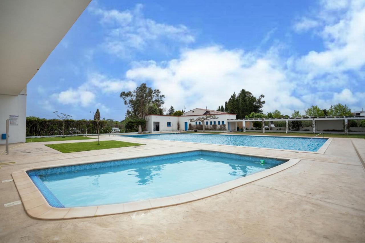 Apartamento Edificio La Masia Roses Extérieur photo