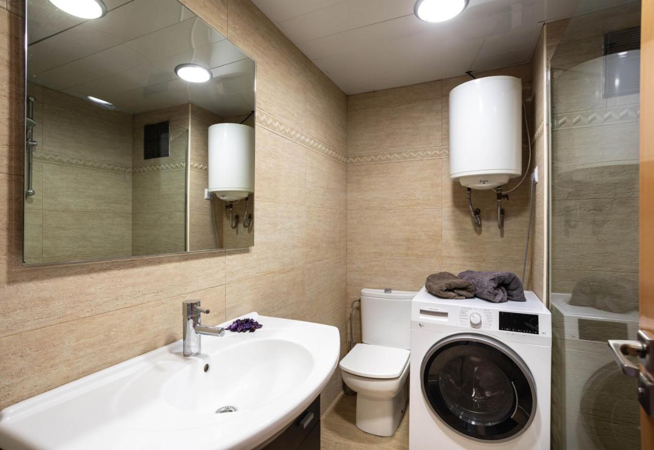 Apartamento Edificio La Masia Roses Extérieur photo